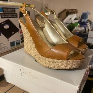 Jessica Simpson Desert Sand Vachetta size 8.5